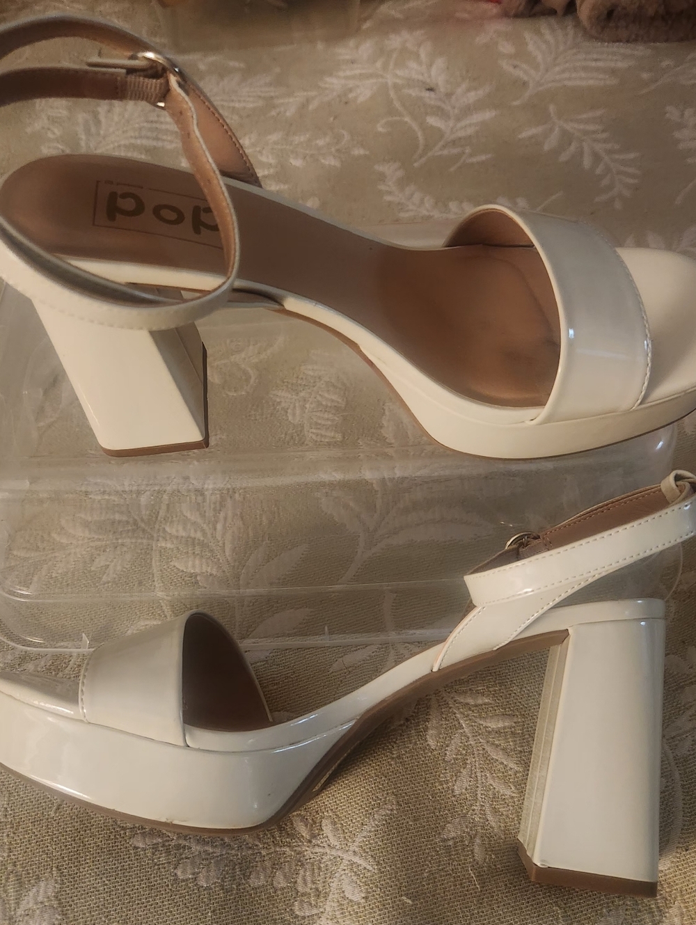 pop Cream Patent Block Heel Ankle Strap Sandals